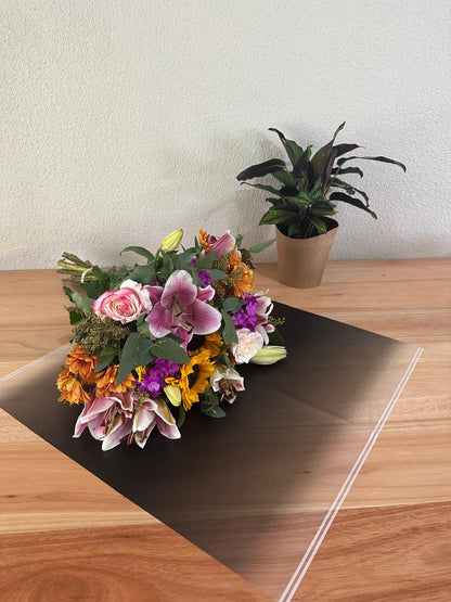 Zellophan-Blumenverpackung: Transparent Schwarz mit weißem Rand (20 Stück)